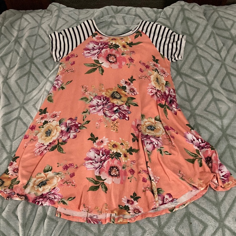 Cute but got to small for me
